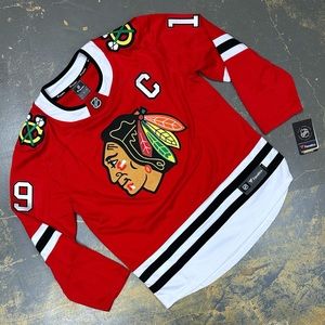 Chicago Blackhawks Jonathan Toews Fanatics NHL Sweater Jersey 19 Large Hockey